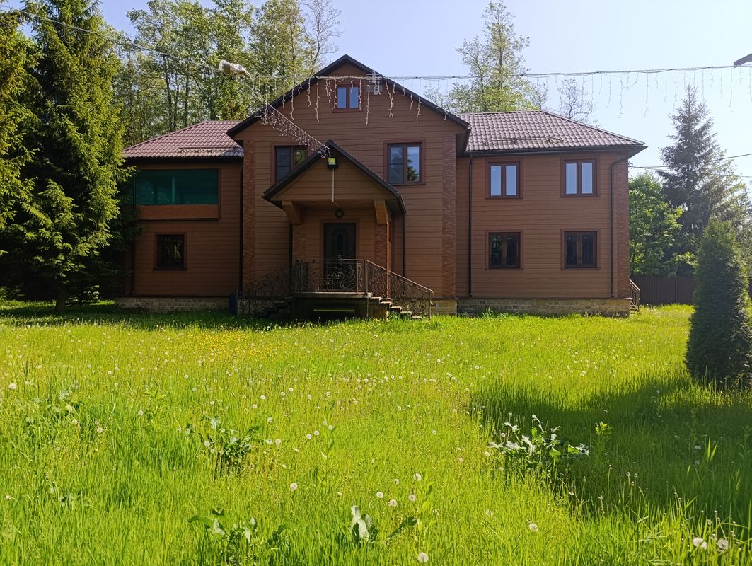 Москва и МО, Талдом, Талдом тер. СНТ Роса; Дом 237м² на участке 30 сот. 2 эт.